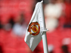 Záujemca o prevzatie Manchestru United sa vracia s novým návrhom na 375 miliónov libier Download app from appStore