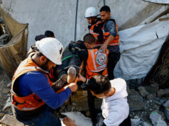 Zimné búrky spôsobujú zrútenie vojnou poškodených budov v Gaze | Newsfeed Zimné búrky spôsobujú zrútenie vojnou poškodených budov v Gaze | Newsfeed