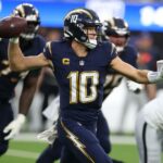 Zranenie Justina Herberta môže Chargers ešte viac sťažiť cestu play-off