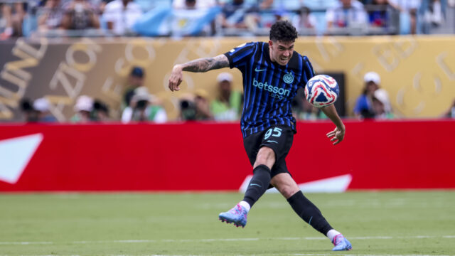 „Medzi monitorovaním klubov“ – Fabrizio Romano vypustil prekvapivé správy o prestupe Barcelony CB
