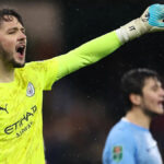 „Nemôže hrať ľavého obrancu“ – mal by Trafford „vystrčiť“ v Man City?