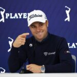 „Obaja súčasne“ – Justin Thomas si v sezóne NFL srandovne vykopal svoje futbalové schopnosti