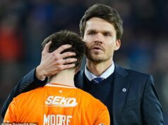 „Už to bola taká bláznivá sezóna a bude tam viac zvratov a odbočiek“ … Danny Rohl o tom, prečo je presvedčený, že Rangers STÁLE majú šancu vyhrať titul Rohl súcití so svojimi hráčmi po prehre v Tynecastle, ale nevzdáva sa titulu