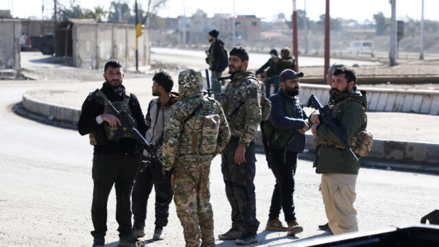 Sýrska vláda a SDF sa dohodli na štvordňovom prímerí | Al-Džazíra
