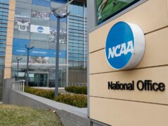 26 ľudí bolo obvinených z údajnej konšpiračnej schémy NCAA, ktorá sa týkala opravy basketbalových zápasov 26 ľudí bolo obvinených z údajnej konšpiračnej schémy NCAA, ktorá sa týkala opravy basketbalových zápasov