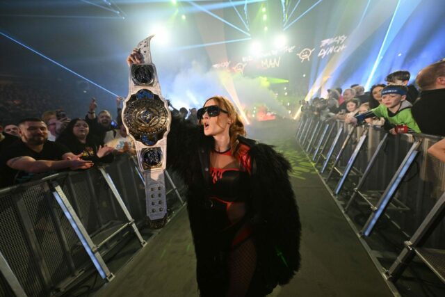 3 noví vyzývatelia pre Becky Lynch po zotrvaní na WWE RAW
