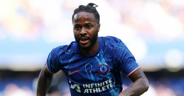 5 klubov Raheem Sterling by sa mohol pripojiť pred konečným COLUMBUS, OHIO – 3. augusta: Raheem Sterling č. 7 z Chelsea hrá v prípravnom zápase proti Manchestru City na štadióne Ohio 3. augusta 2024 v Columbuse v štáte Ohio. (Foto: Jeff Dean/Getty Images)