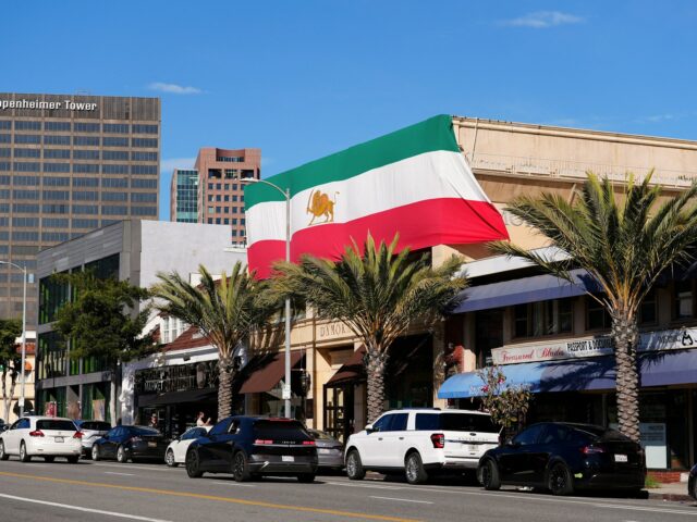 Ako americké sankcie ochromili životy Iráncov Trump hovorí, že chce Ako americké sankcie ochromili životy Iráncov Trump hovorí, že chce „pomôcť“ | Správy Donalda Trumpa