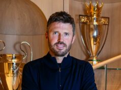 Ako sa Man Utd Michaela Carricka postaví do novej úlohy Bruna Fernandesa, keďže hviezdy padajú Michael Carrick