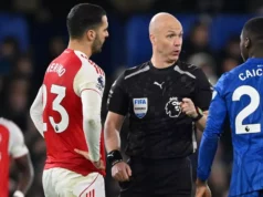 Ako sa pozerať na Chelsea vs Arsenal: TV kanál, živé vysielanie a čas výkopu Hodnotenie rozhodcu Chelsea vs Arsenal sa týka červenej karty Moisesa Caiceda, gólu Trevora Chalobaha a výkonu Anthonyho Taylora