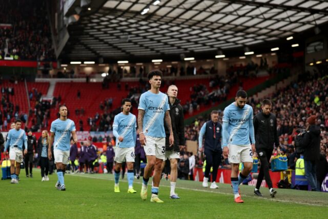 Ako zistil Manchester City, byť tímom v prechode a zároveň bojovať nejde ruka v ruke
