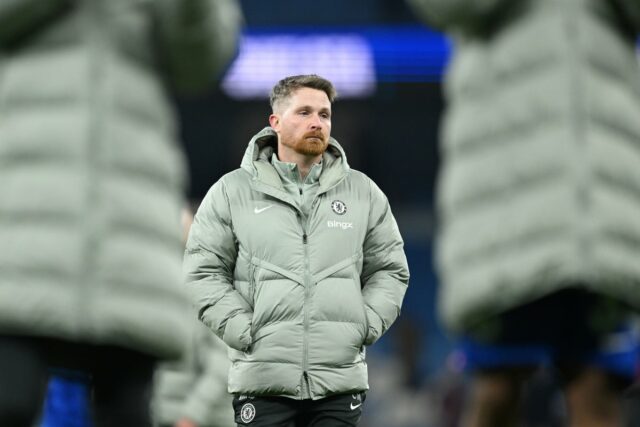 Enzo Fernandez z Chelsea oslavuje gól (Chelsea FC cez Getty Images)