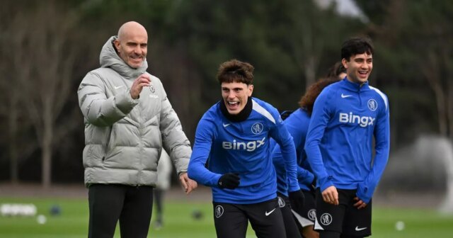 Garnacho so šéfom Chelsea Enzom Marescom