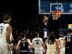 Alex Karaban pomáha č. 4 UConn poraziť Xaviera Syndication: The Enquirer