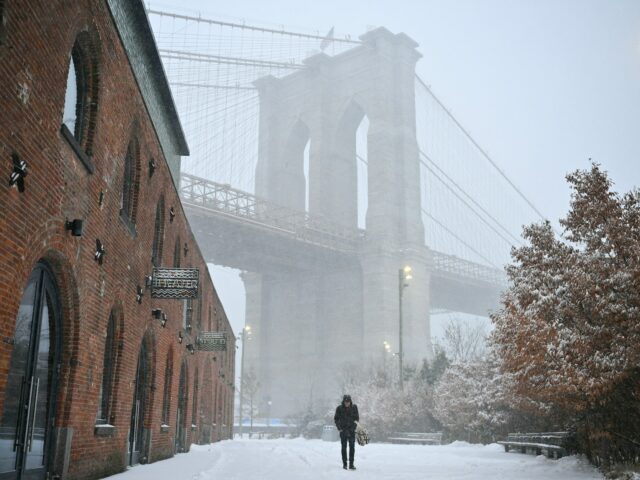 Americká búrka spôsobila rozsiahle výpadky elektriny, tisíce letov boli zrušené | Správy o počasí
