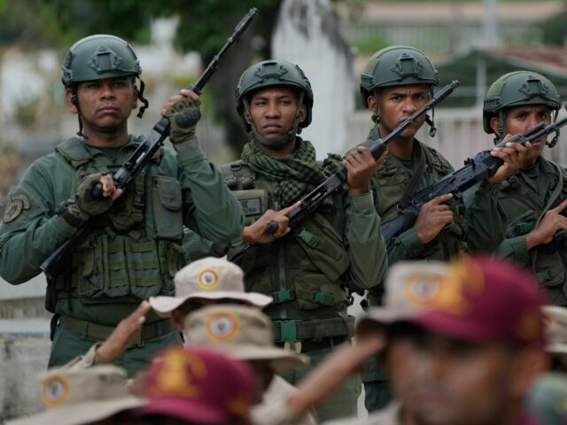 Analýza: Prečo má venezuelská armáda kľúč k budúcnosti krajiny | Americko-Venezuela Tensions News
