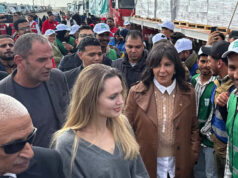 Angelina Jolie navštívila egyptský priechod Rafah, ktorý dodáva pomoc do Gazy | Gaza Angelina Jolie navštívila egyptský priechod Rafah, ktorý dodáva pomoc do Gazy | Gaza