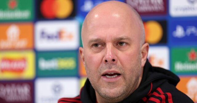 Arne Slot vydal „inteligentnú“ požiadavku na prestup do Liverpoolu a Arne Slot vydal „inteligentnú“ požiadavku na prestup do Liverpoolu a aktualizáciu zranenia Frimpong | Futbal | Šport