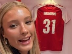 Arsenal bol nútený vypnúť komentáre po „hanebných“ odpovediach na nové oznámenie o prestupe Smilla Holmbergová