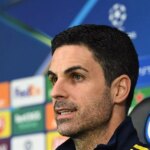 Mikel Arteta hovorí pre médiá pred zápasom Arsenalu Ligy majstrov proti Interu Miláno