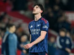 Arsenal je len kúsok k titulu v Premier League, keď Mikel Arteta odišiel frustrovaný z Nottinghamu Forest Gabriel Martinelli minul z tesnej blízkosti (Reuters)