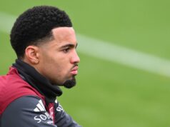 Arsenal je pripravený urobiť obrovské rozhodnutie Ethana Nwaneriho uprostred ponuky na prestup z Premier League Ethan Nwaneri z Arsenalu