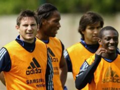 „Arsenal ma chcel a bol som blízko k prestupu – to je dôvod, prečo som namiesto toho podpísal Chelsea.“ Shaun Wright-Phillips hovorí v In The Mixer