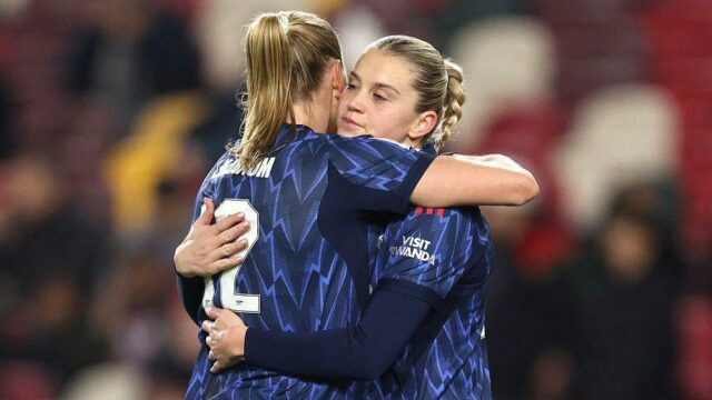 Arsenal oslavuje gól proti AS FAR Rabat