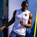 Arsenal sa pýta na útočníka, ktorý priťahuje záujem Barcy a Madridu