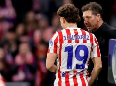 Arsenal varoval pred prestupom Juliana Alvareza, keďže Diego Simeone dáva ostrú priamu odpoveď Julian Alvarez a Diego Simeone