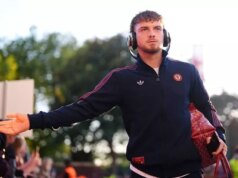 Aston Villa VYBERTE Harveyho Elliotta, keďže kríza zranení otvára dvere pre klienta z Liverpoolu Aston Villa VYBERTE Harveyho Elliotta, keďže kríza zranení otvára dvere pre klienta z Liverpoolu