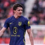 Tammy Abraham oslavuje víťazstvo počas zápasu Tureckého pohára 2025/26 medzi Fenerbahce SK a Besiktas JK.