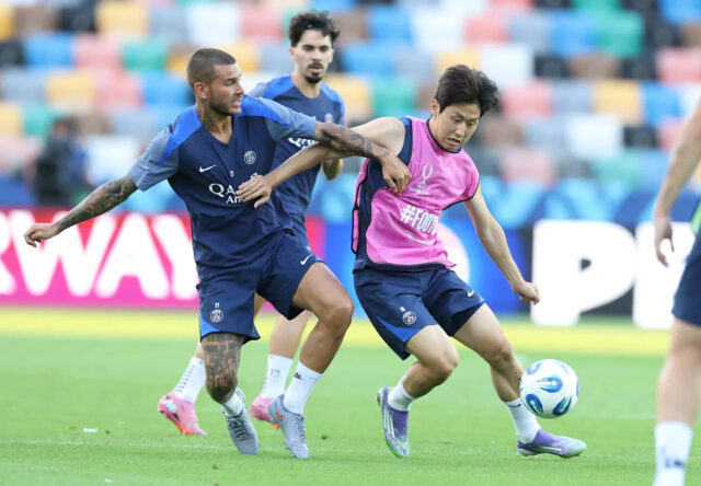 Atlético Madrid rokuje o získaní útočníka Paríža Saint-Germain
