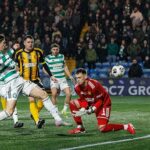 Johnny Kenny strelil otvárací gól Celticu pri víťazstve proti Auchinlecku v Rugby Parku