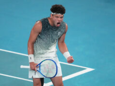 Australian Open 2026: Ben Shelton po pomalom štarte zhromaždí, postupujú Jannik Sinner, Novak Djokovič a Iga Swiatek Download app from appStore