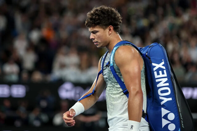 Australian Open 2026 Bena Sheltona sa skončili štvrtinou proti Jannikovi Download app from appStore