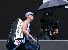 Australian Open 2026: Kariéra Igy Swiateka na grandslamovom turnaji sa skončila, Jannik Sinner ukončil beh Bena Sheltona Download app from appStore