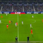 Barcelona zaostáva, keď Oyarzabal strelil úvodný gól