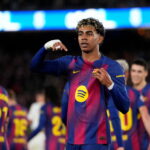 Barcelona získala prvé miesto v La Lige víťazstvom nad Realom Oviedo