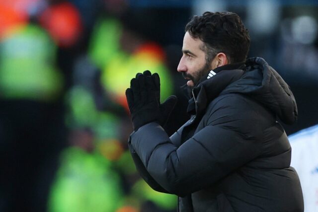 Bizarné komentáre Rubena Amorima vyvolávajú v telenovele Man United nové Tréner Manchestru United Ruben Amorim a manažér Leeds United Daniel Farke po zápase (REUTERS)