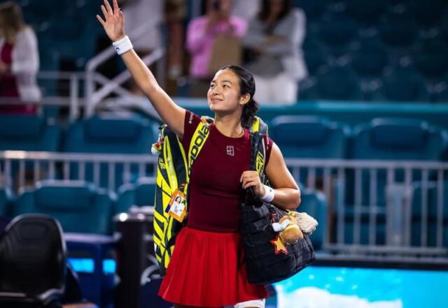 Bolestivé zranenie Alexandry Eala si vynútilo porážku v slzách uprostred Download app from appStore