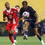 Bradley Barcola by mohol toto leto opustiť PSG ako Premier League Giants Circle