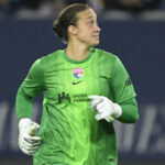 Brankár Kailen Sheridan prichádza do Severnej Karolíny Courage