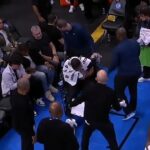 Rozhodca NBA Bill Kennedy opustil piatkový zápas na invalidnom vozíku