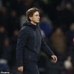 Budúcnosť Tottenhamu Thomasa Franka je vážne na pochybách, pretože klub zvažuje zmenu