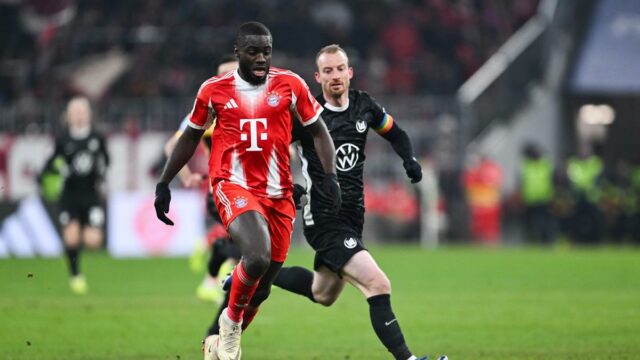 Bundesliga 2025-26: Upamecano sa pripojí na listinu zranených Bayernu Mníchov, ale Kompany sa to netýka
