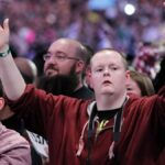 Bývalí šampióni WWE prišli o svoje tituly a okamžite sa stali voľnými hráčmi