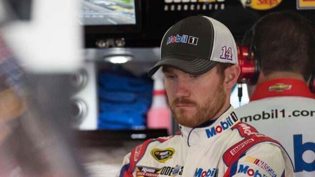 Bývalý pilot NASCAR Brian Vickers poslal Epsteinovi e-maily, ukazujú súbory Bývalý pilot NASCAR Brian Vickers poslal Epsteinovi e-maily, ukazujú súbory