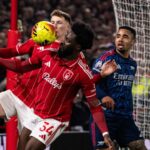 Bývalý šéf PGMOL odmieta vysvetlenie Premier League, že Arsenal upustil od penalt