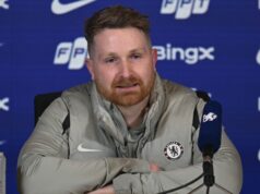 Calum McFarlane nahneval svoju manželku, aby prijala prácu správcu Chelsea vs Man City | Futbal | Šport Calum McFarlane nahneval svoju manželku, aby prijala prácu správcu Chelsea vs Man City | Futbal | Šport